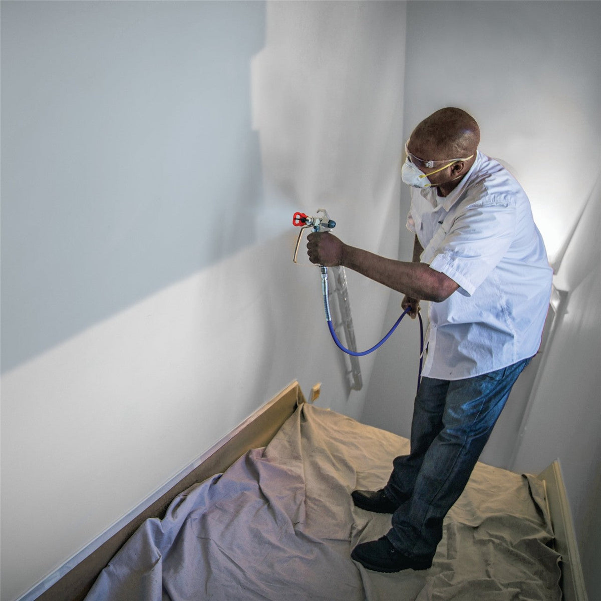 Graco 17G178 Magnum ProX17 Electric TrueAirless Sprayer, Cart - The Paint People